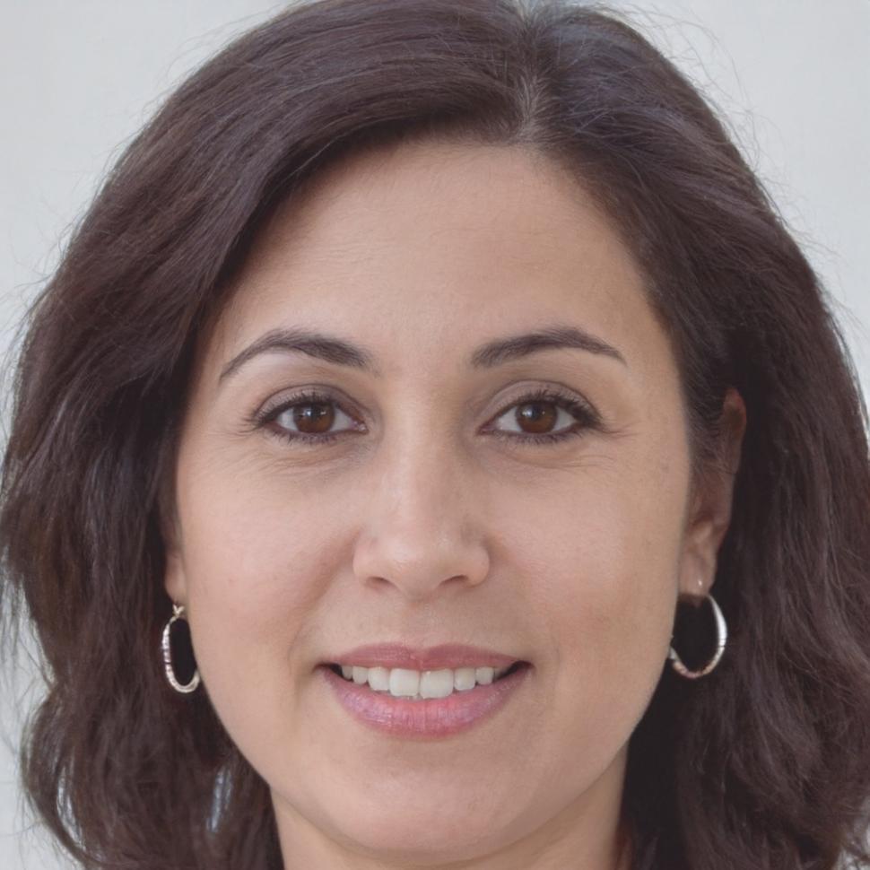 Retrato de Inés Valderas, especialista en educación financiera